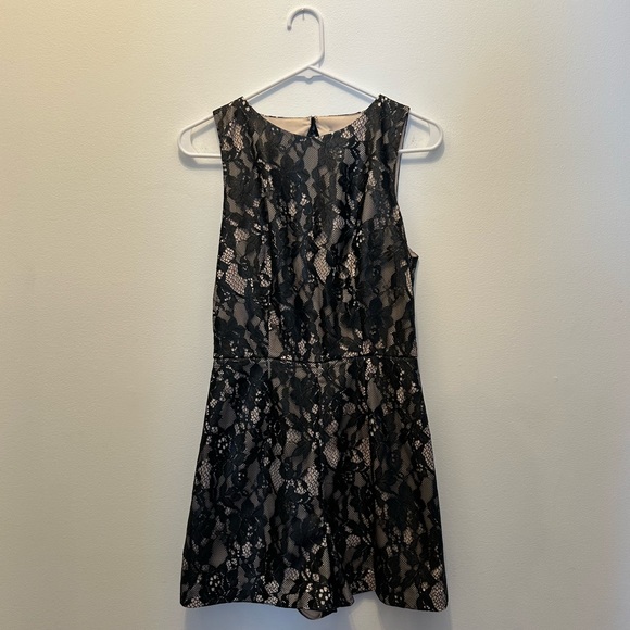 Alice and Olivia lace romper - Picture 5 of 11